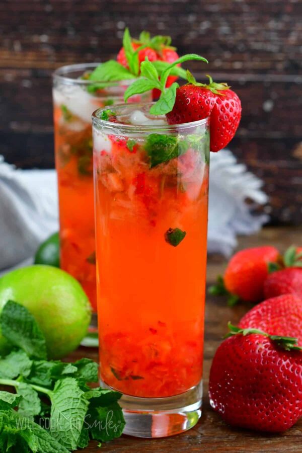 STRAWBERRY MOJITO