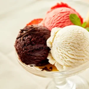 THREE SCOOP CUP