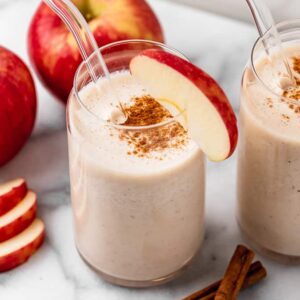 Apple Dates Shake