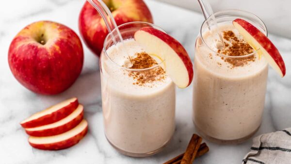 Apple Dates Shake