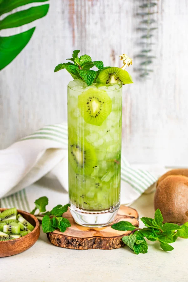 Kiwi Fruit Mojito